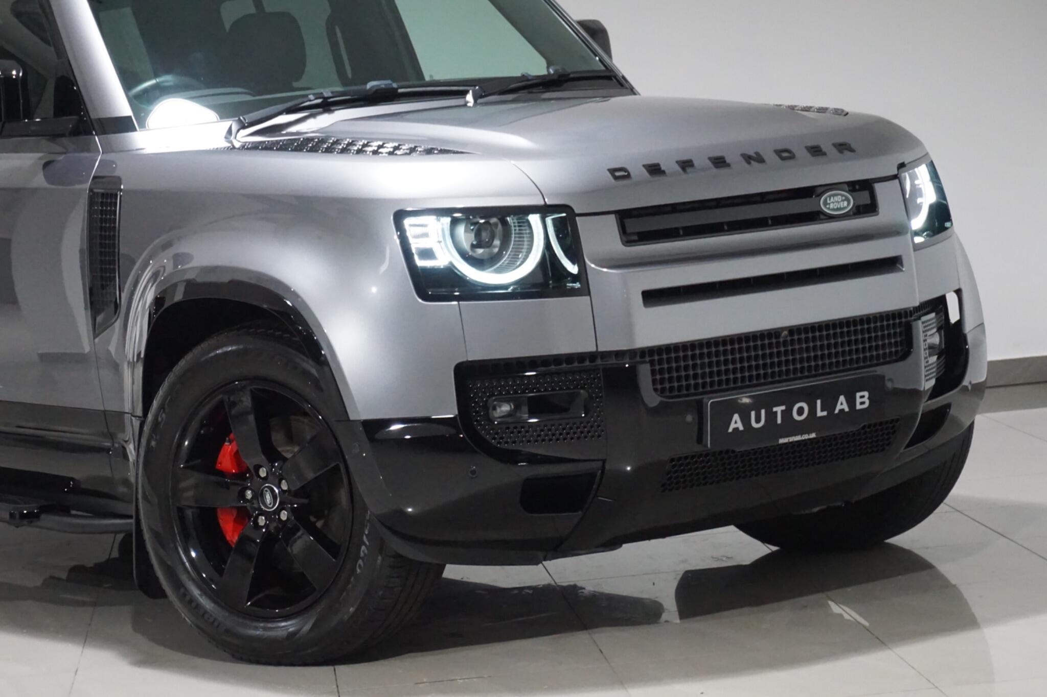 Land Rover Defender 110 2.0 P400e 15.4kWh X-Dynamic SE SUV 5dr Petrol Plug-in Hybrid Auto 4WD Euro 6 (s/s) (404 ps)